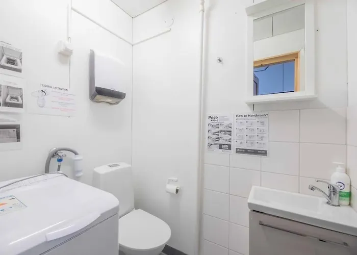 Budget Self Check-in Vanha Postitalo Lägenhet *